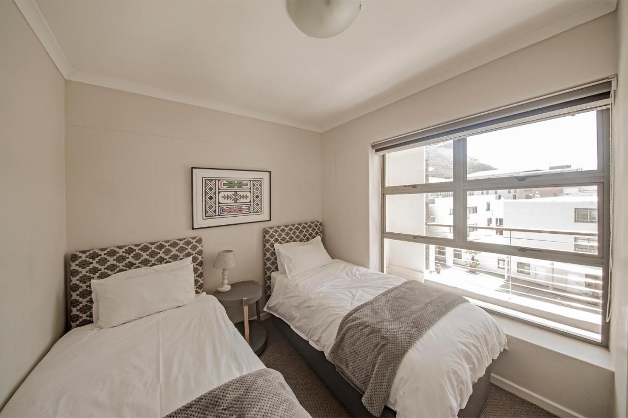 Surferscorner Self Catering Apartments Muizenberg Ngoại thất bức ảnh