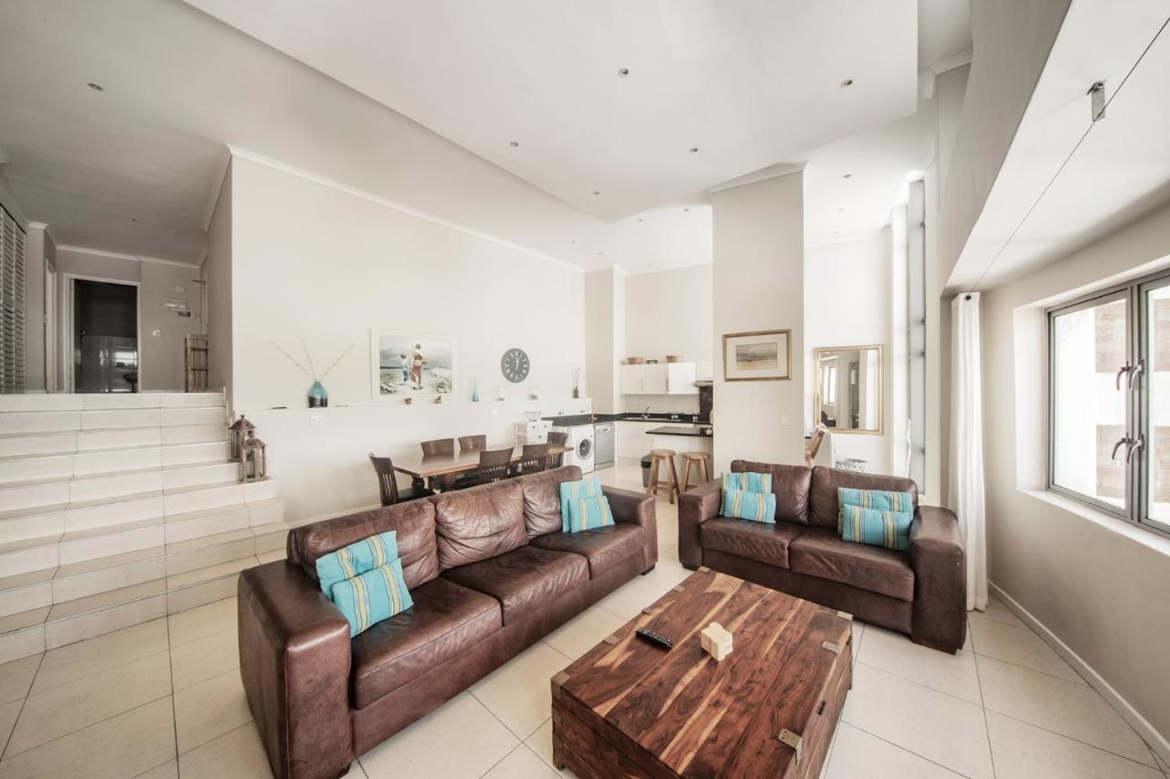 Surferscorner Self Catering Apartments Muizenberg Ngoại thất bức ảnh