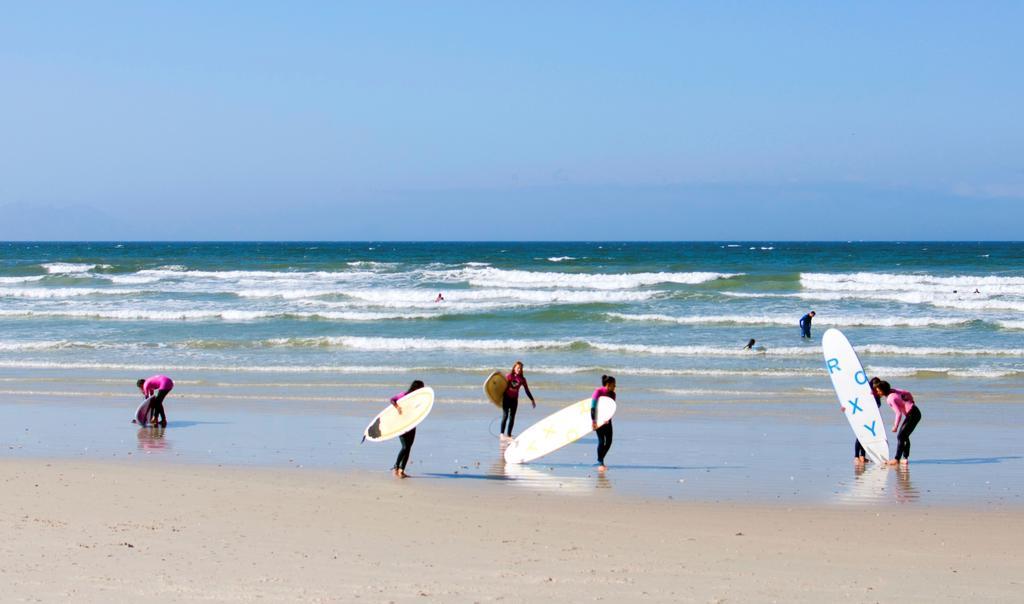 Surferscorner Self Catering Apartments Muizenberg Ngoại thất bức ảnh
