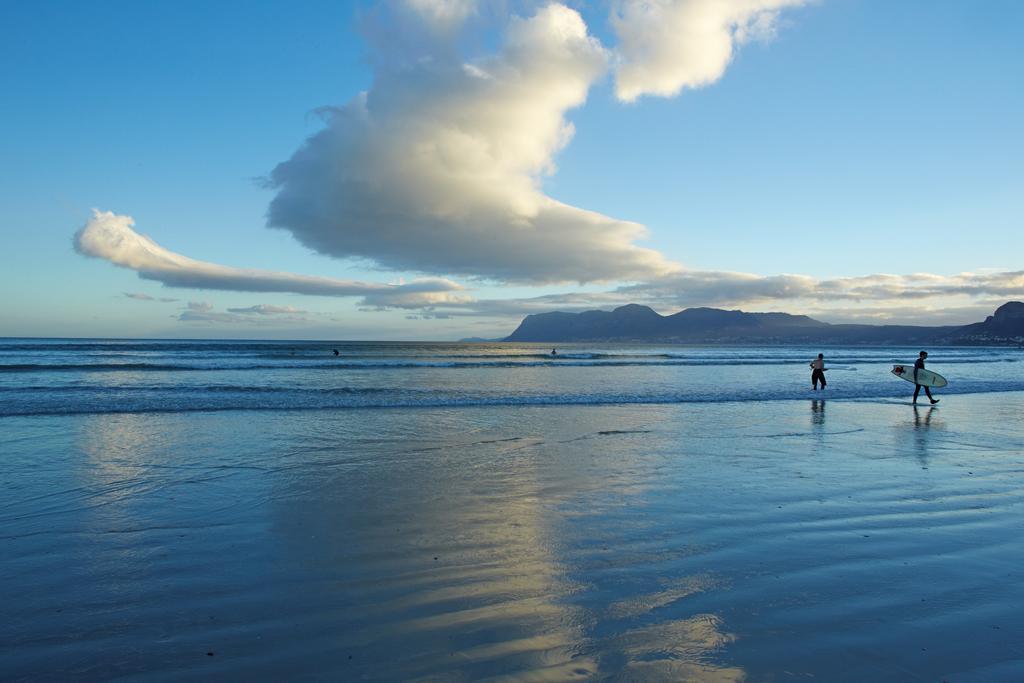 Surferscorner Self Catering Apartments Muizenberg Ngoại thất bức ảnh