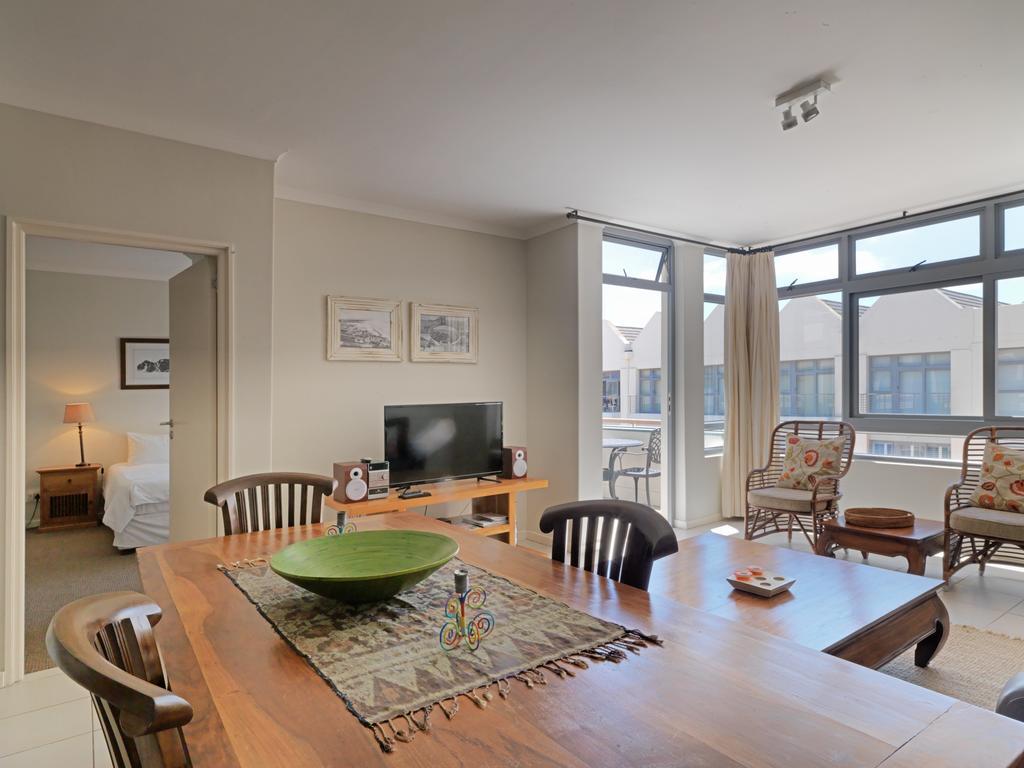 Surferscorner Self Catering Apartments Muizenberg Ngoại thất bức ảnh