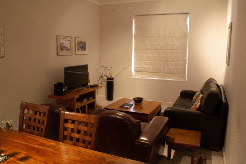 Surferscorner Self Catering Apartments Muizenberg Ngoại thất bức ảnh